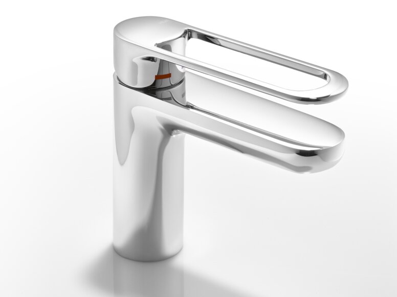 HEWI single lever mixer tap in chrome